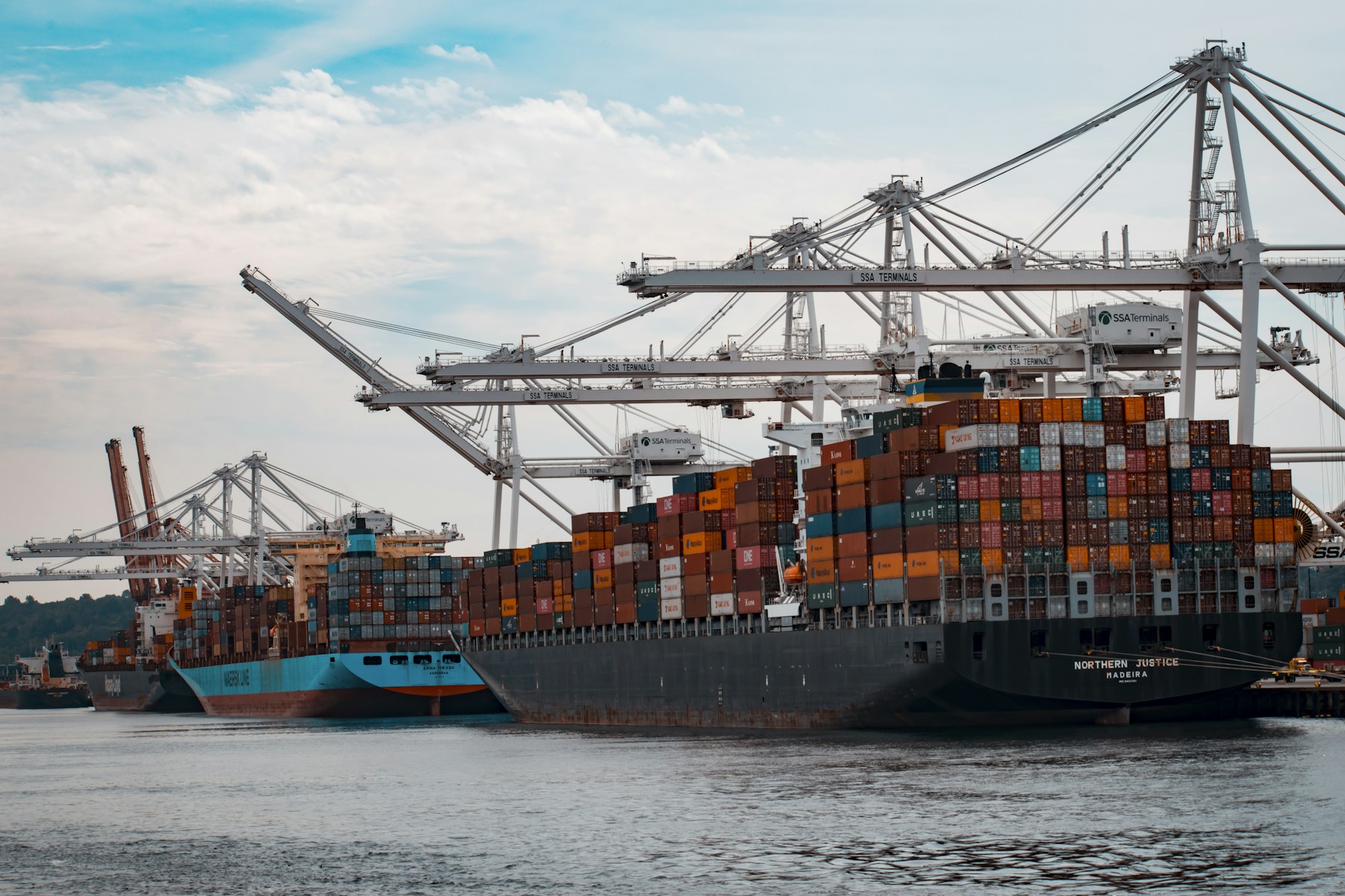 Un port de conteneurs